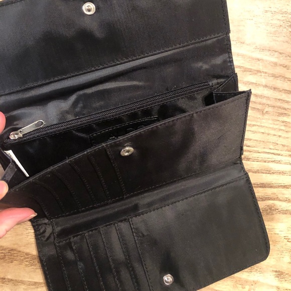 Women’s Black Faux Leather Wallet - Picture 3 of 4